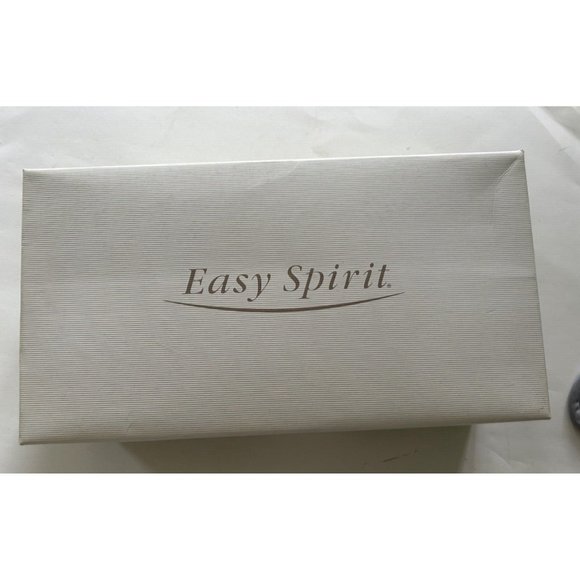 Women's Easy Spirit Allise Sandals Size 8.5 N White Textured Leather - Picture 9 of 10